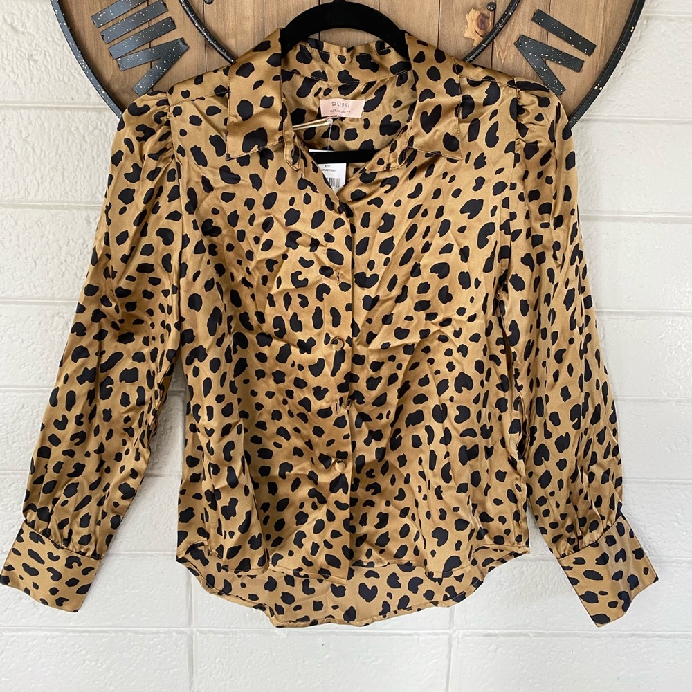 X Mariana Hewitt Chambers St. Silk Top